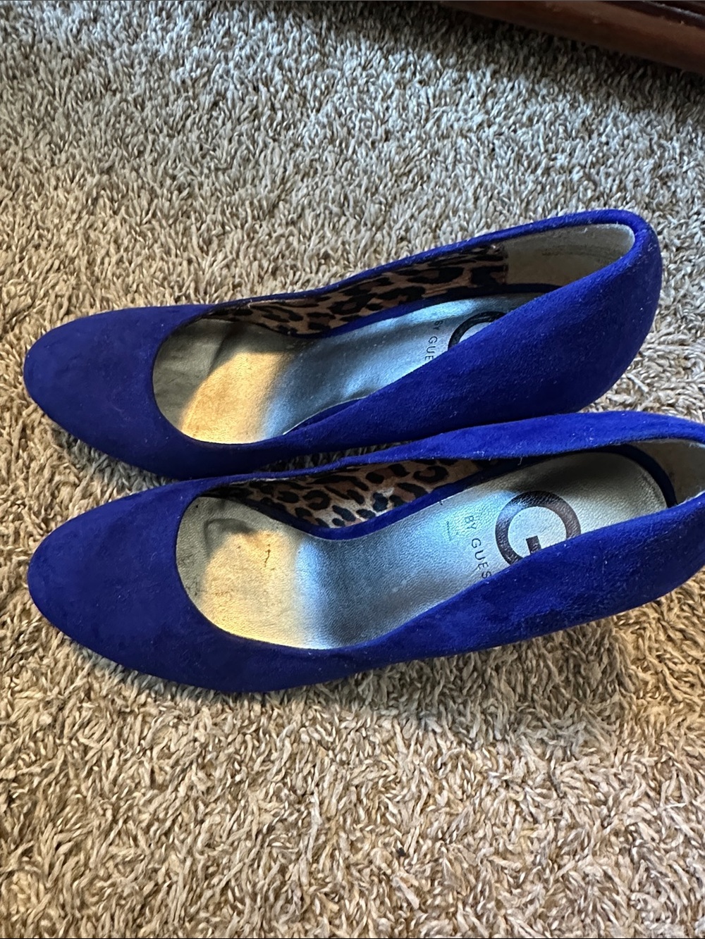 GUESS Cobalt Blue Suede Round-Toe Pumps